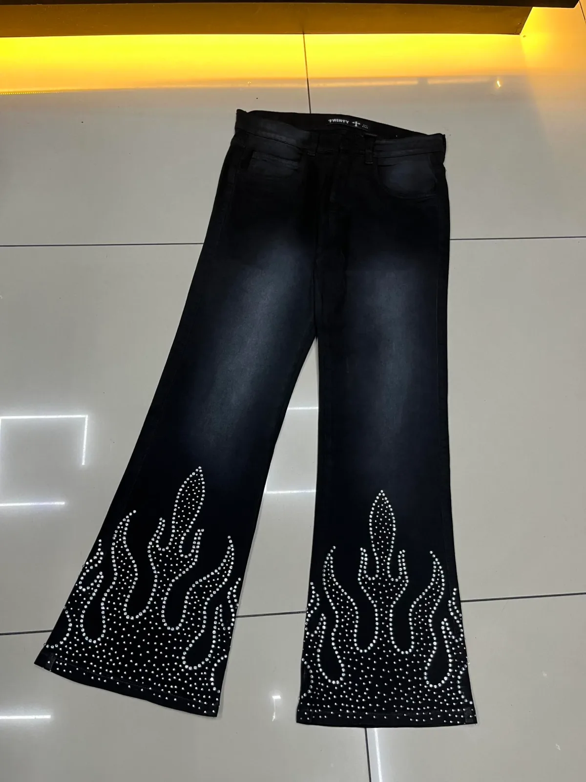 Flared Jean Fuego Brillo - Carbón