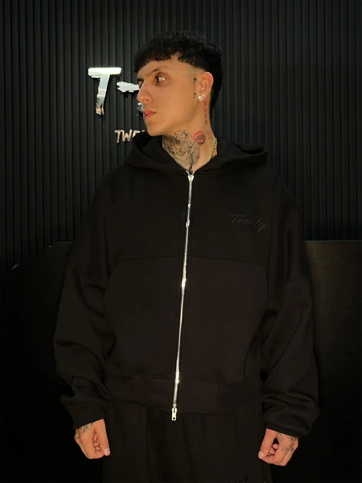 Zip Hoodie Doble Zip Bordado - Negro