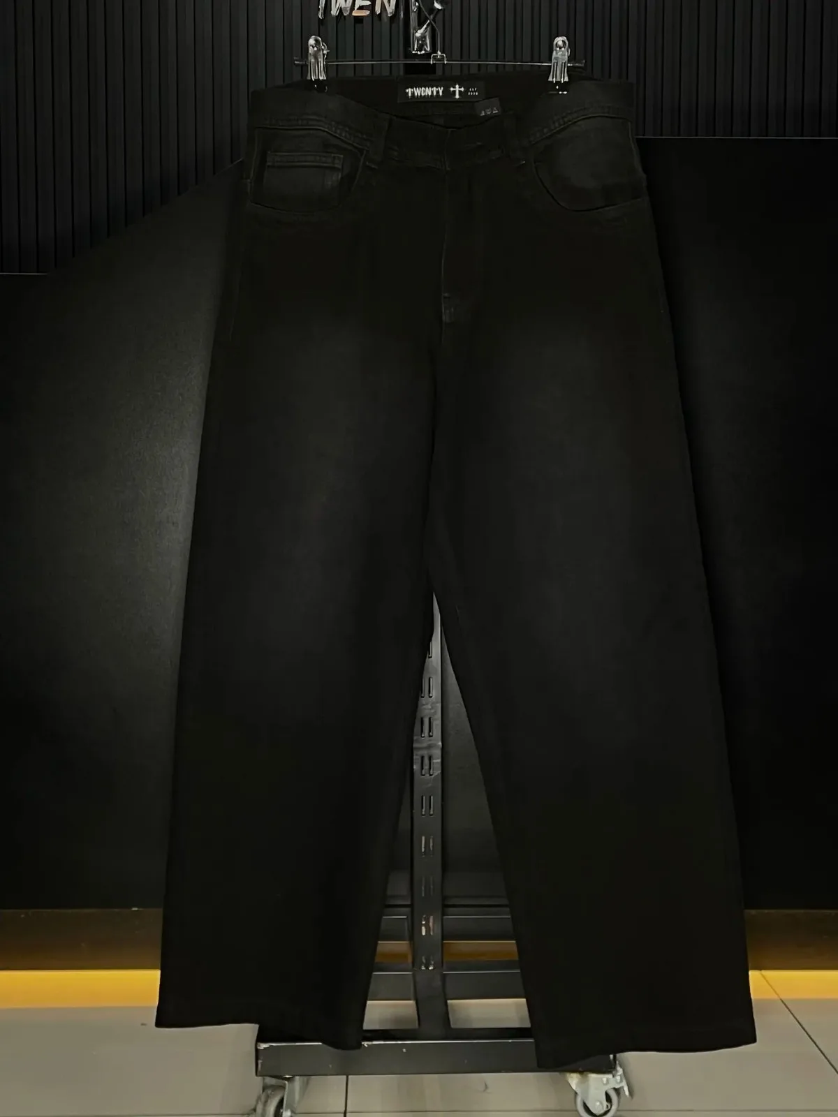 baggy Jean Trapeado (foto 1 de 2)